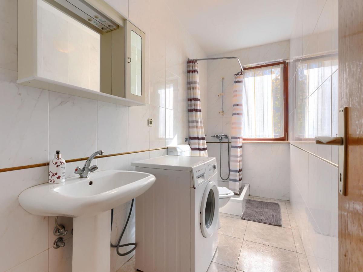 Apartment Alba By Interhome Ровинь Экстерьер фото